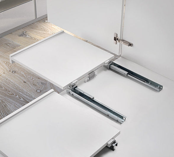 Load image into Gallery viewer, Salice AROSXXY Lock Out Device for Shelf Runners
