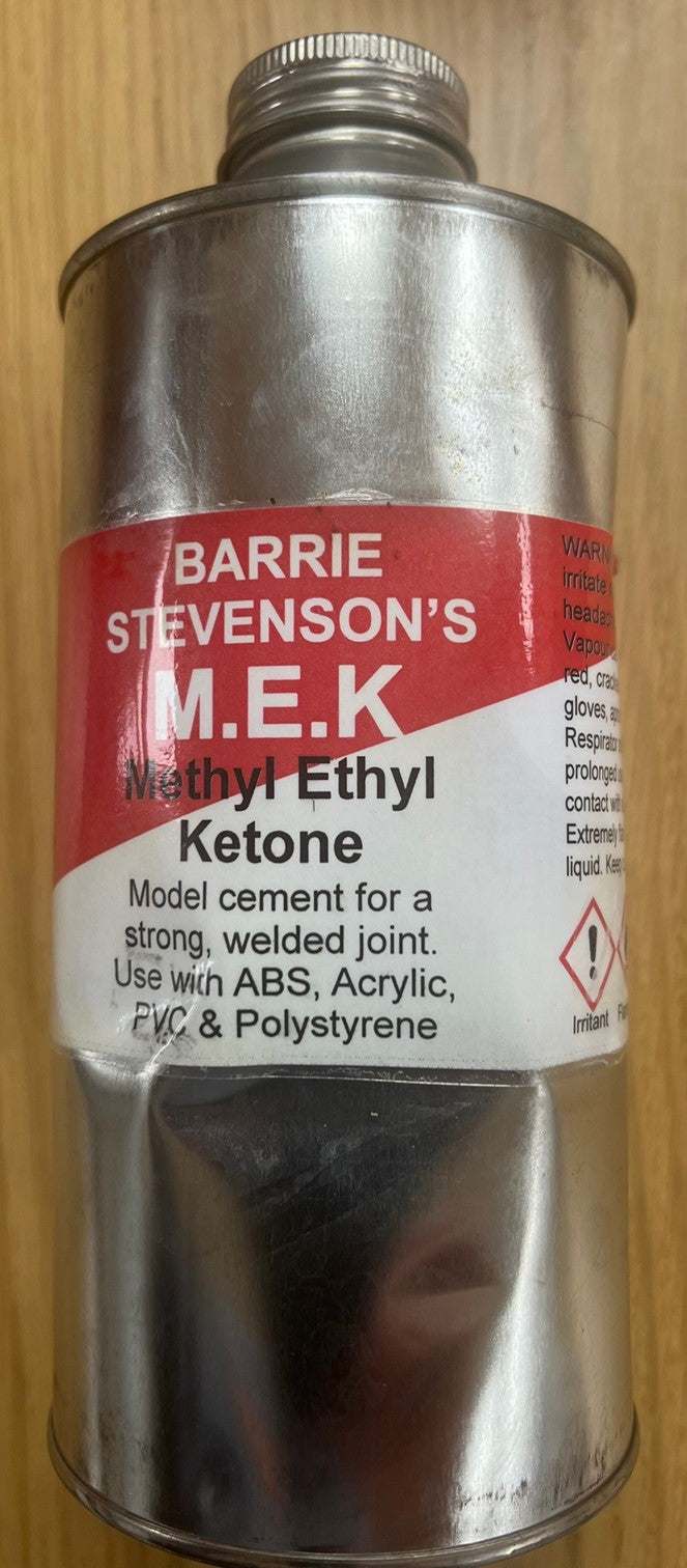 Load image into Gallery viewer, STEVENSON M.E.K Liquid Solvent Model Cement - All Sizes

